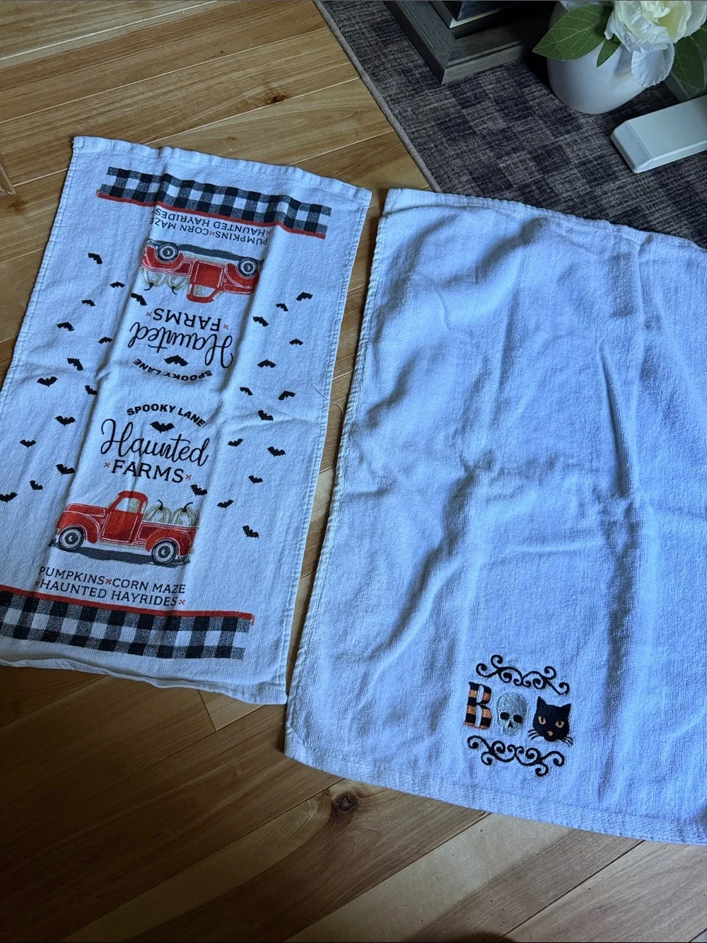 Haunted Farms Halloween Kitchen Towel Set - White & Orange